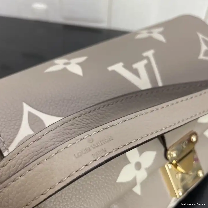 Fashionrep 2107YA0093 LV Bags 0614